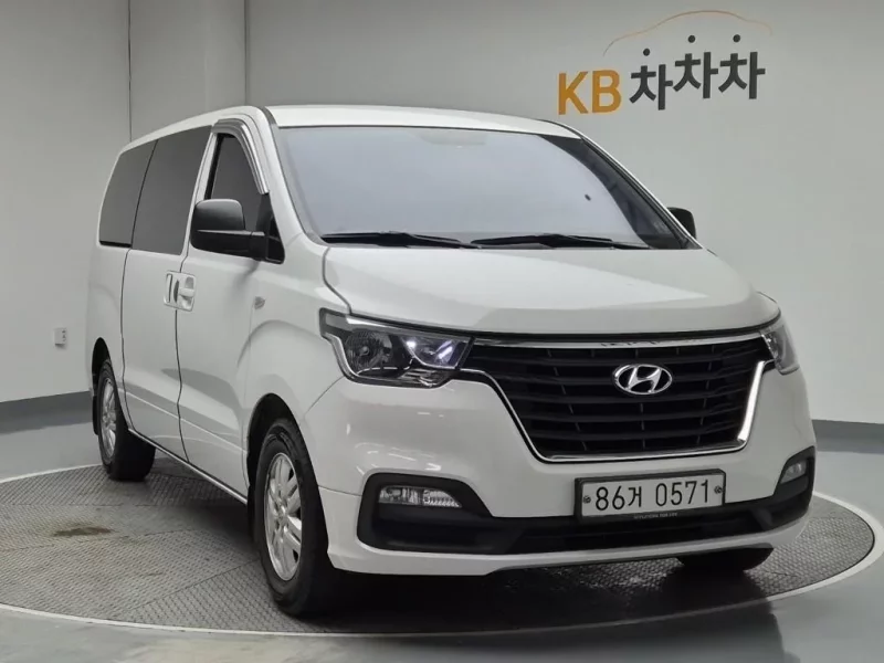 Hyundai Starex