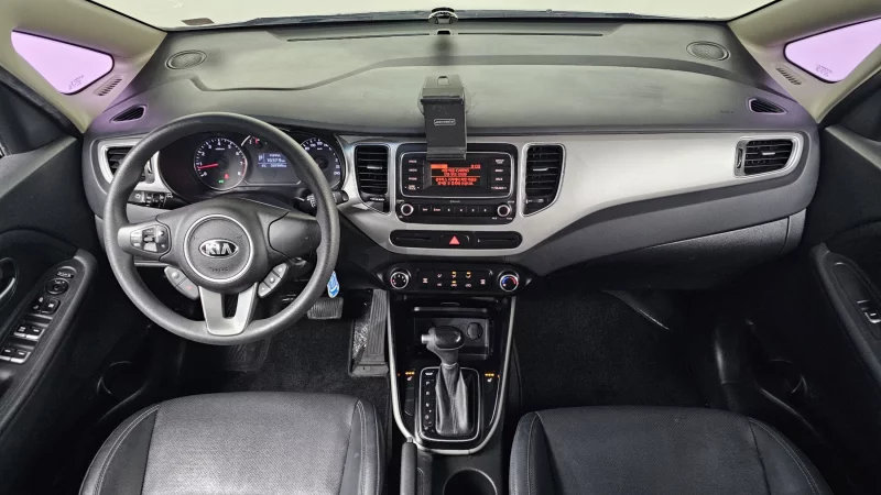 Kia Carens