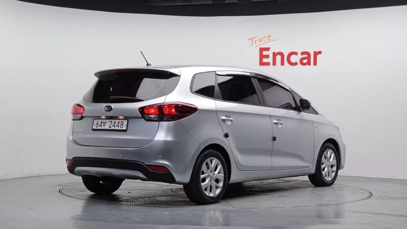 Kia Carens