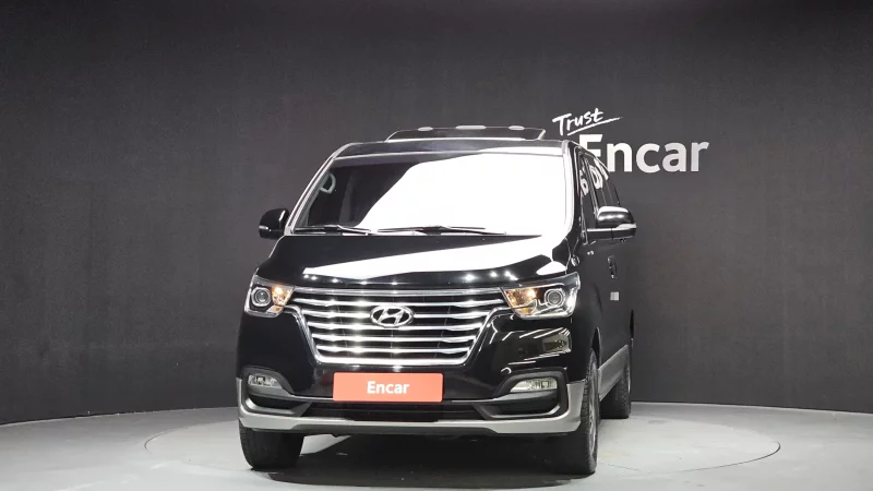Hyundai Starex
