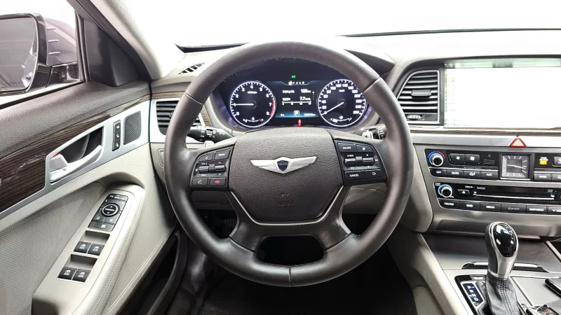 Hyundai Genesis