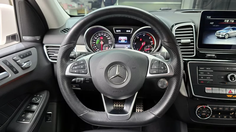 Mercedes-Benz GLE-Class