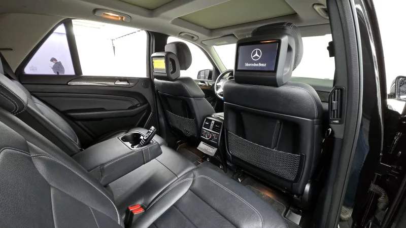 Mercedes-Benz M-class