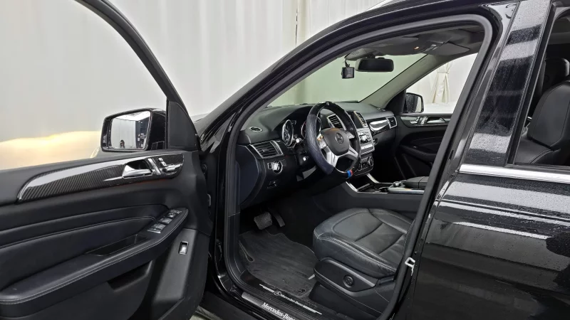 Mercedes-Benz M-class