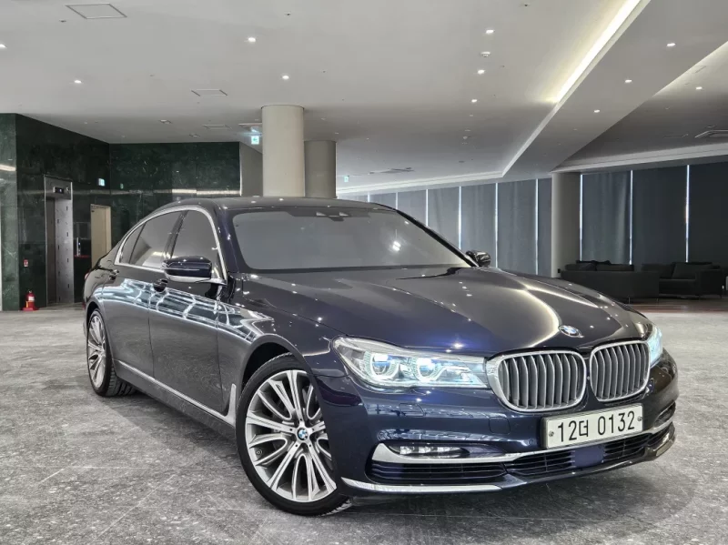 BMW 7-Series