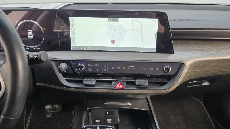 Kia K8