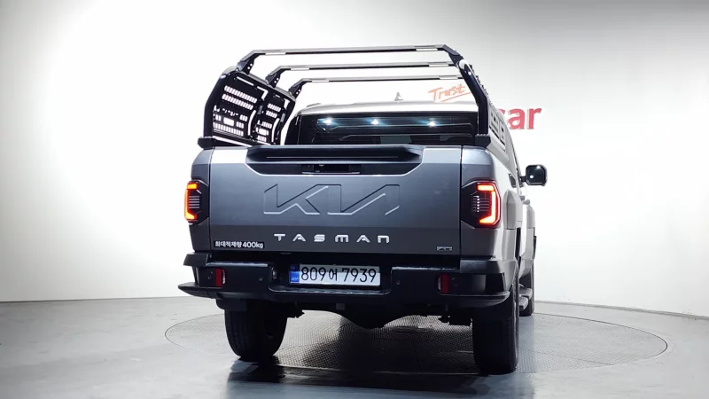 Kia Tasman