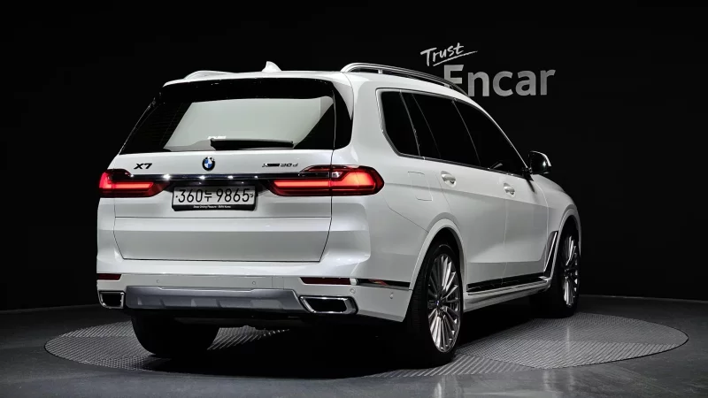 BMW X7
