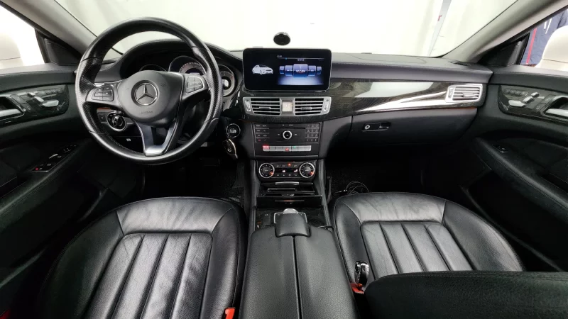 Mercedes-Benz CLS-Class