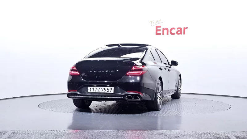 Genesis G70