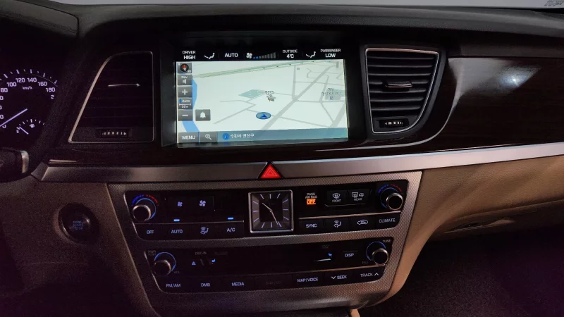 Genesis G80