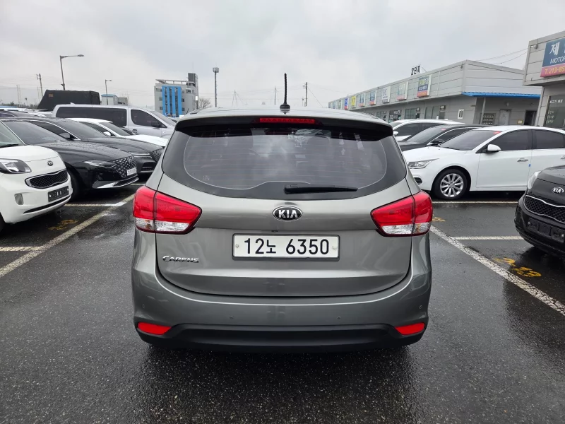 Kia Carens