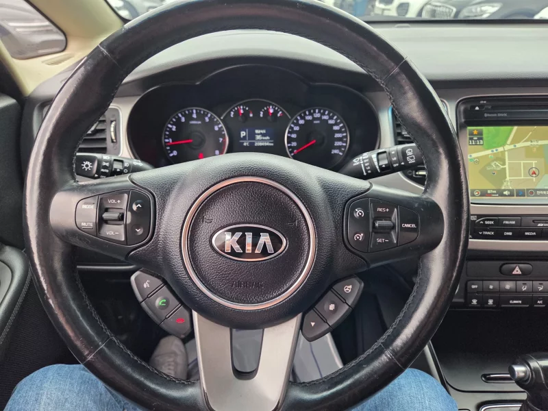 Kia Carens