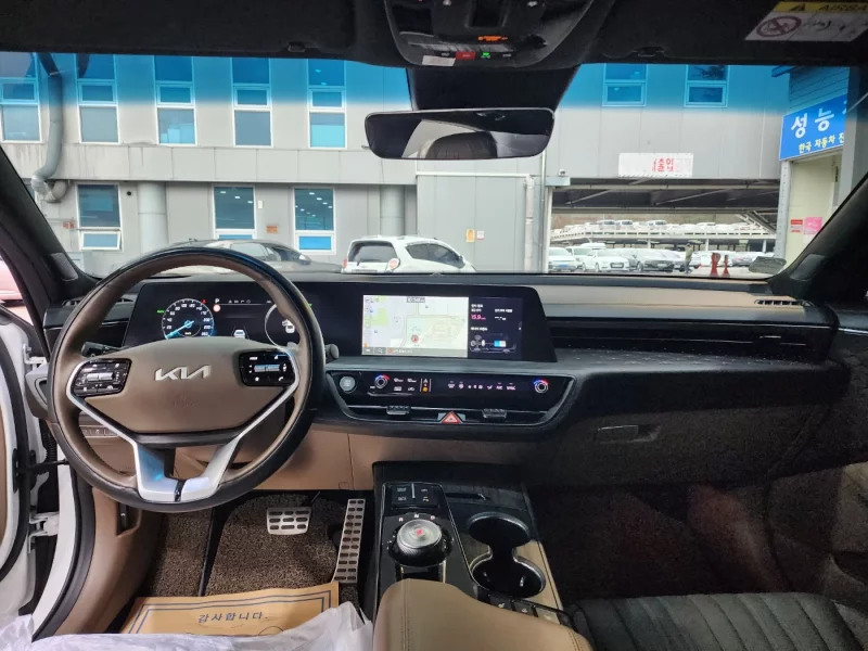 Kia K8