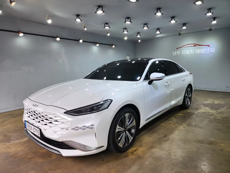 Kia K8