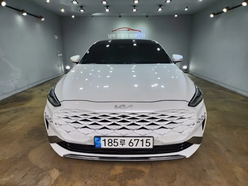Kia K8