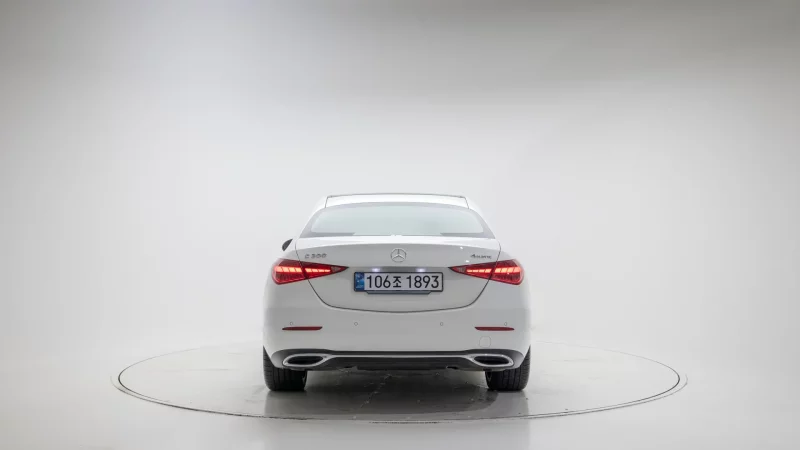 Mercedes-Benz C-Class