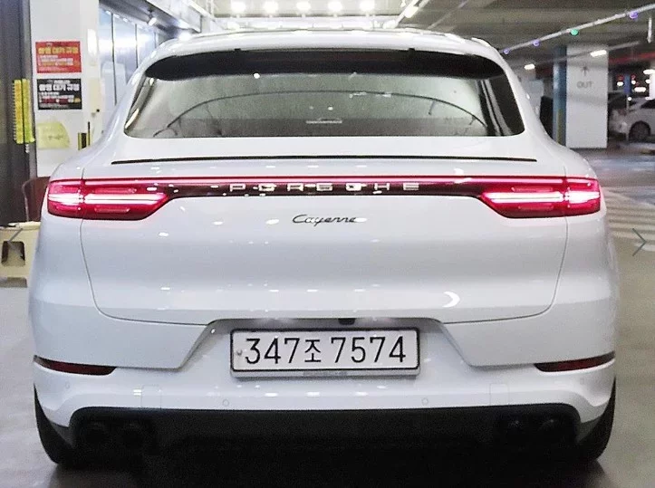 Porsche CAYENNE