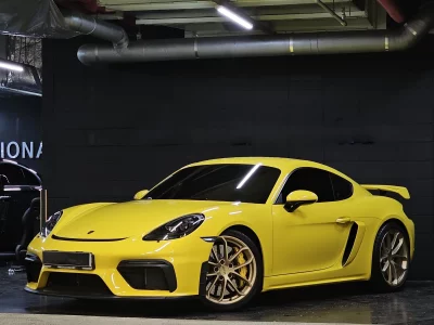 Porsche CAYMAN
