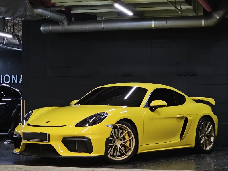 Porsche CAYMAN