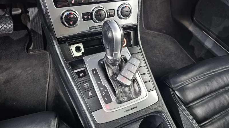 Volkswagen PASSAT CC