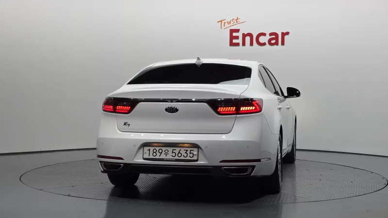 Kia K7