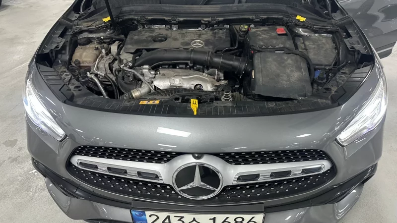 Mercedes-Benz GLA-Class