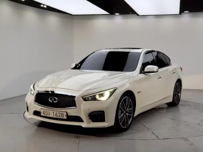 Infiniti Q50