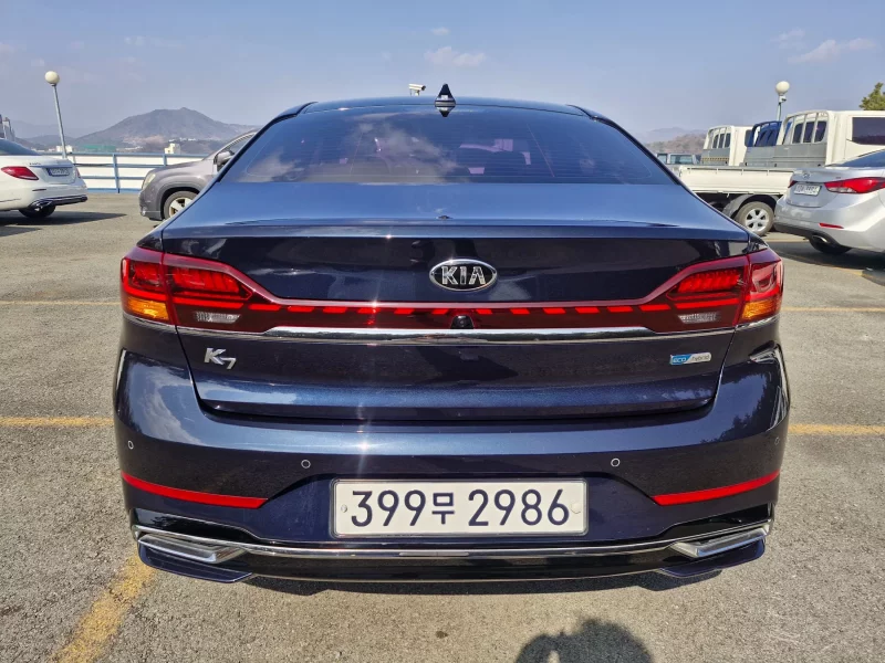 Kia K7