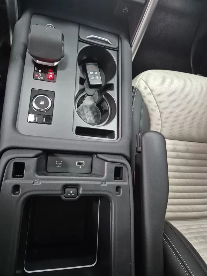 Land Rover DISCOVERY