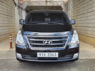 Hyundai Starex