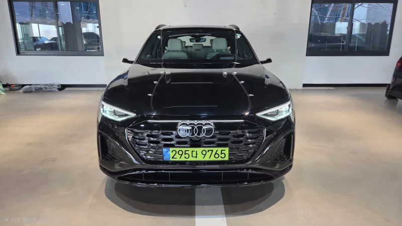 Audi Q8 E-TRON