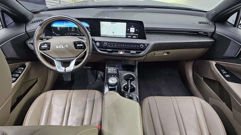 Kia K8
