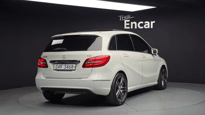 Mercedes-Benz B-Class