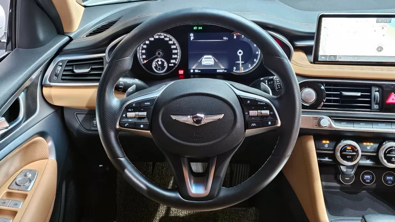 Genesis G70