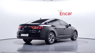 Renault SM6