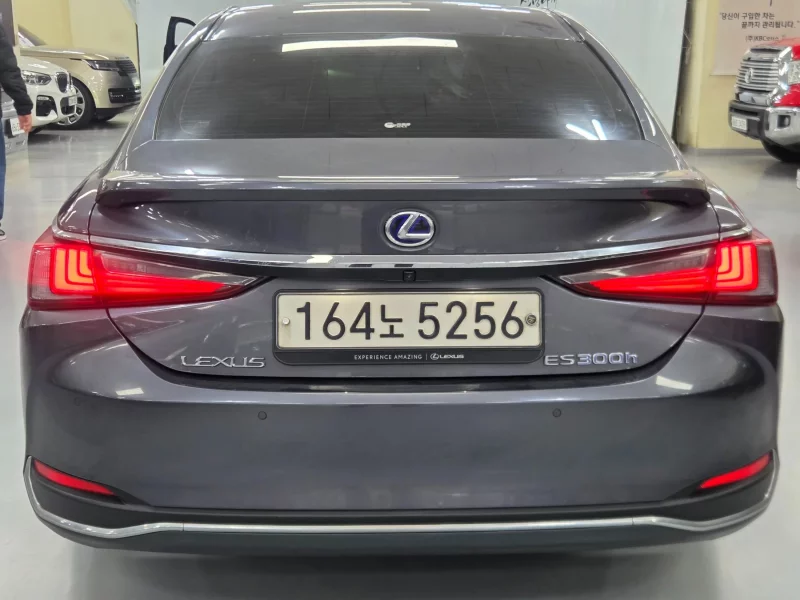 Lexus ES300h