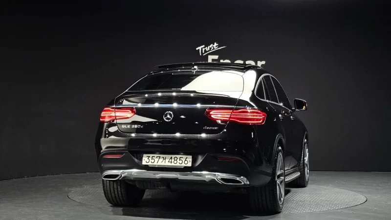 Mercedes-Benz GLE-Class