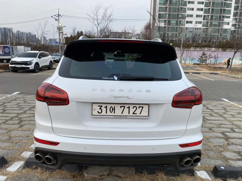 Porsche CAYENNE