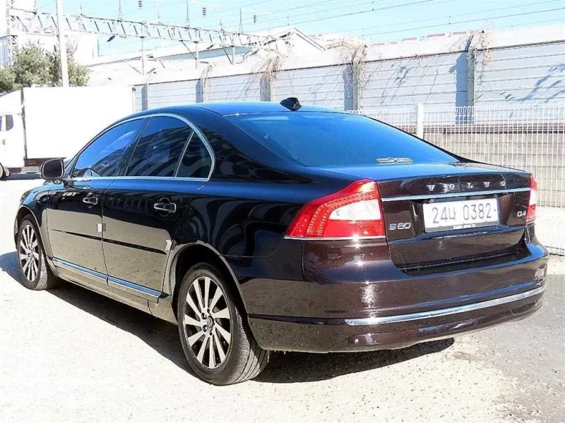 Volvo S80