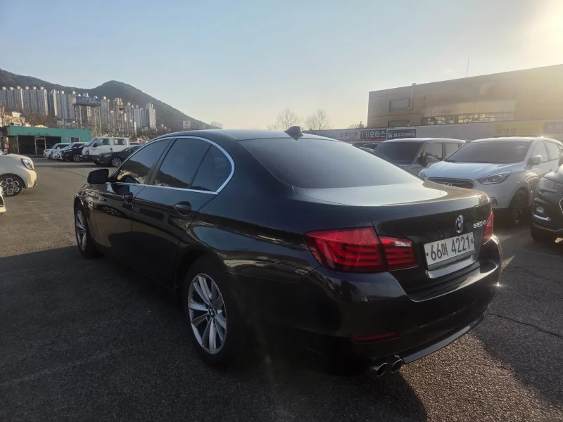BMW 5-Series