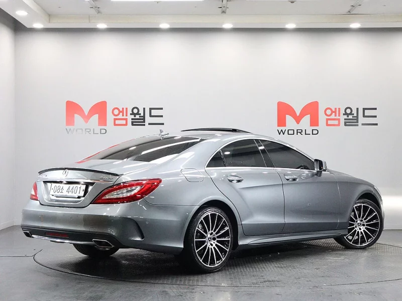 Mercedes-Benz CLS-Class