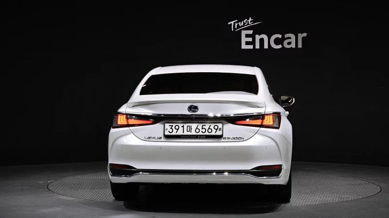 Lexus ES300h