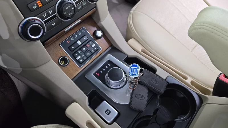 Land Rover DISCOVERY