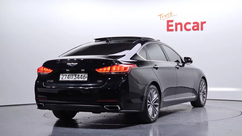 Hyundai Genesis