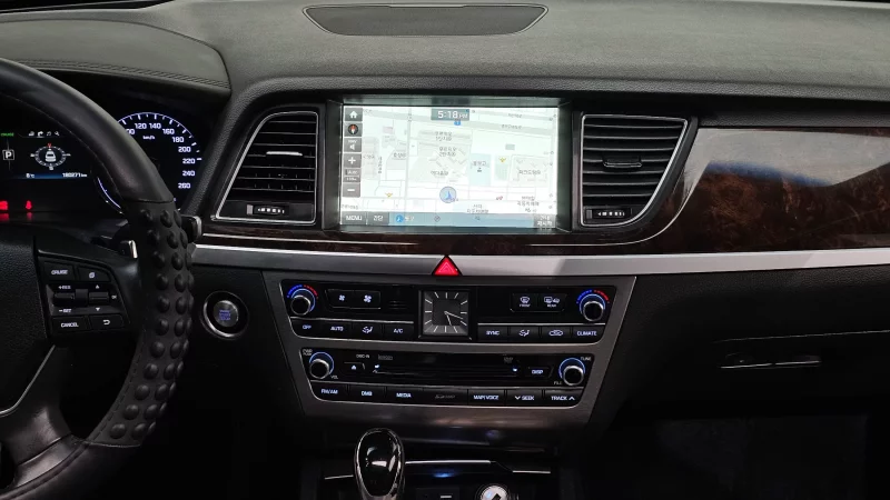 Hyundai Genesis