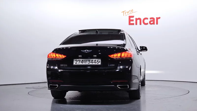 Hyundai Genesis