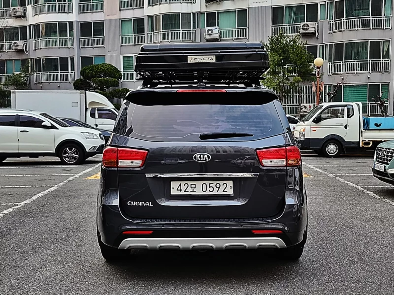 Kia Carnival