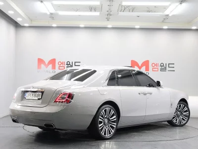 Rolls-Royce GHOST