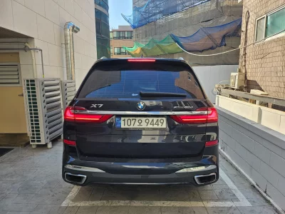 BMW X7